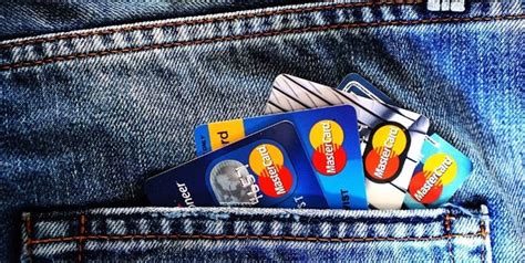Consumer debt climbs as American credit card balances surpass $1 trillion
